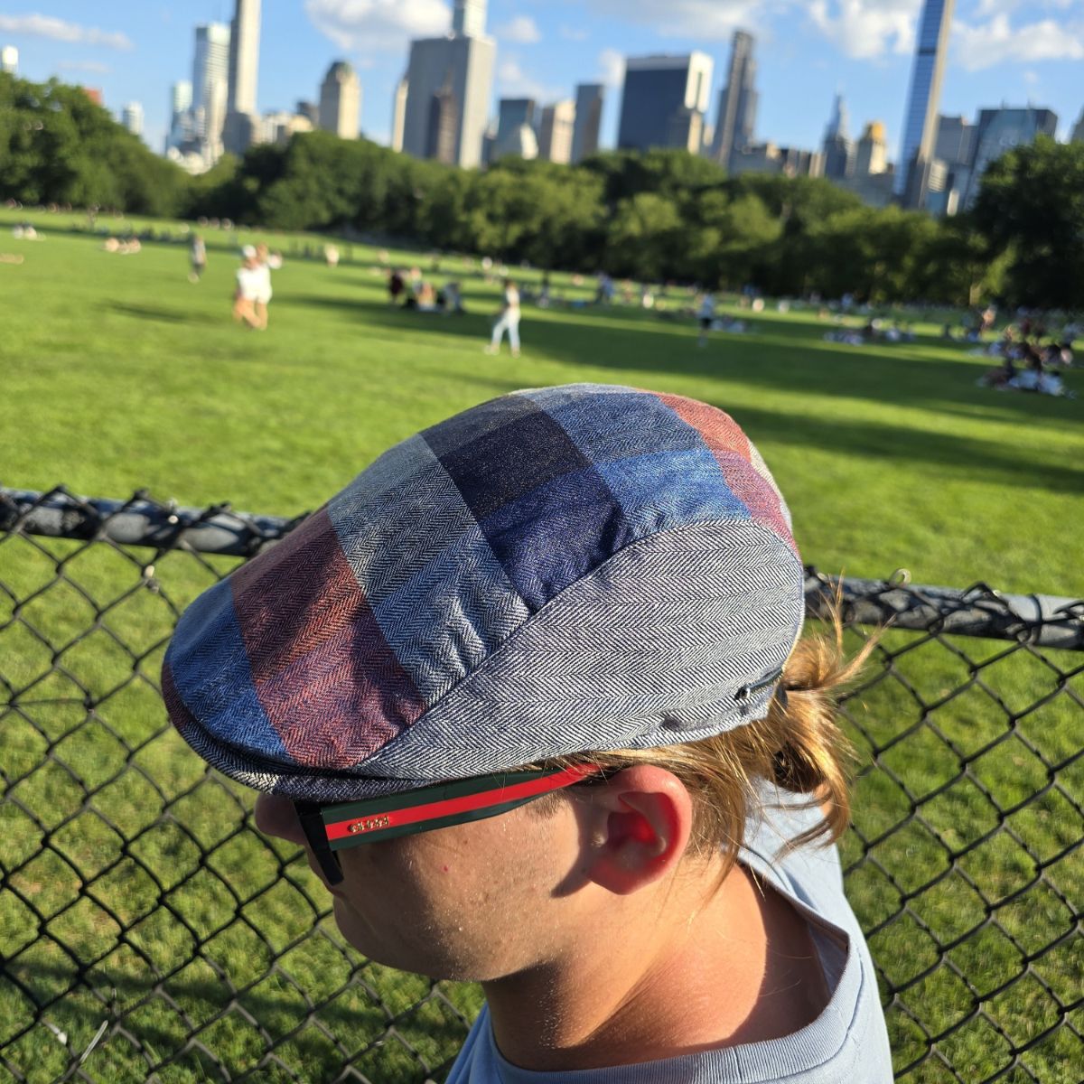man in cappello fashion Italian hat in urban setting