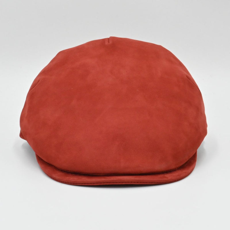Red nubuck driver cap – front view, Italian-made men’s leather cap