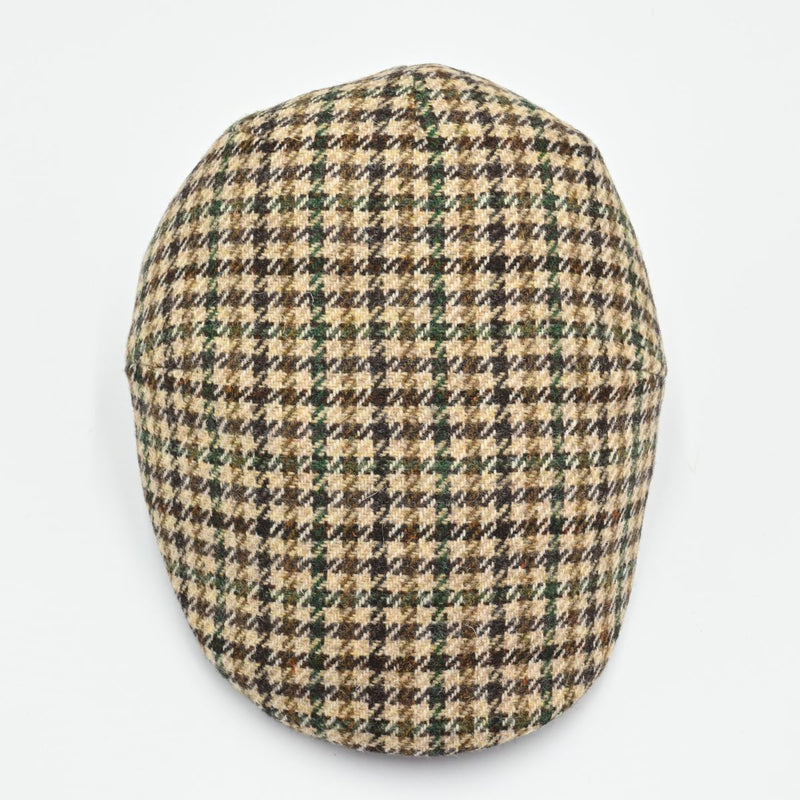 Top view of Men’s beige Italian wool driving cap