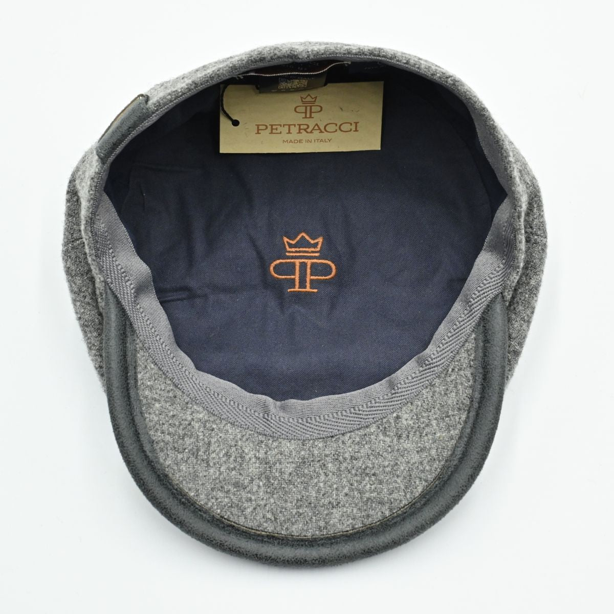 grey color Irish Newsboy Shetland Wool Hat inside view