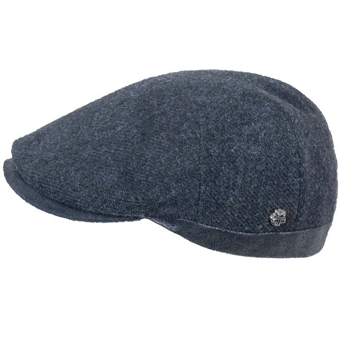 Solid Color Shetland Wool Cap.