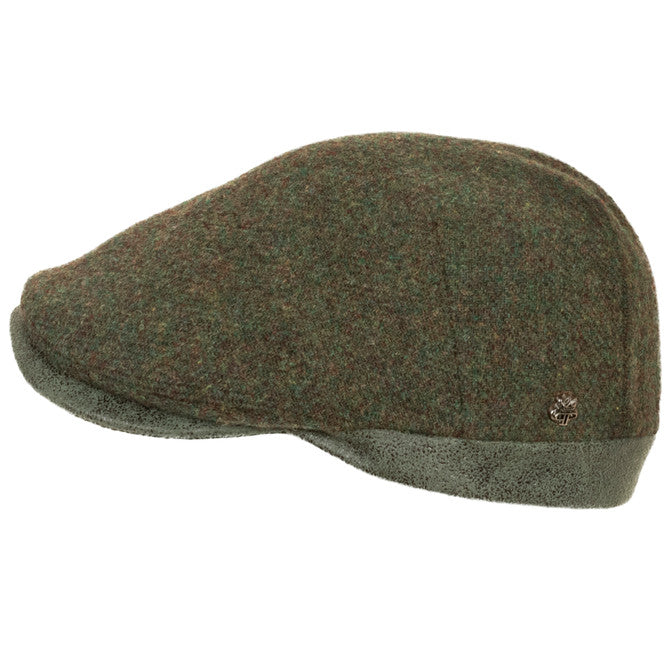 Solid Color Shetland Wool Cap.