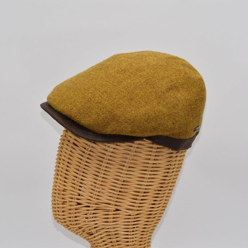 Solid Color Shetland Wool Cap.